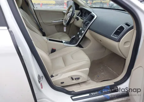 2016 Volvo Xc60 T5 Drive-E Premier from USA, damaged, VIN YV440MDK0G2781232